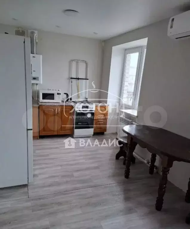 3-к. квартира, 70 м, 5/5 эт. - Фото 0