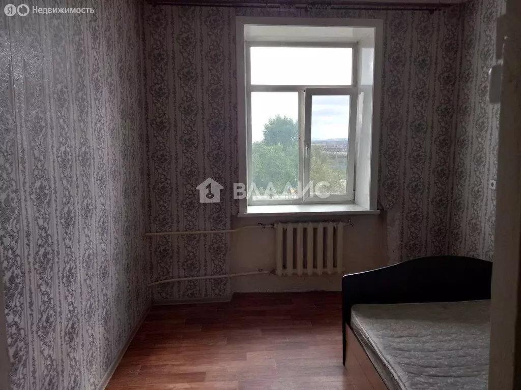 1к в -комнатной квартире (18 м) - Фото 0