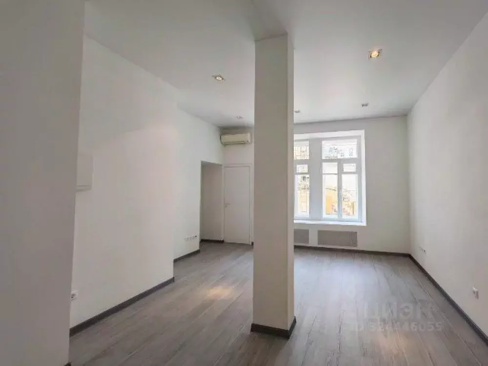 Офис в Москва Тверская ул., 12С7 (19 м) - Фото 1