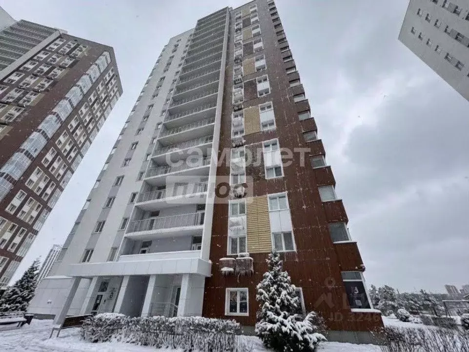 3-к кв. Ульяновская область, Ульяновск ул. Аблукова, 8 (78.7 м) - Фото 1