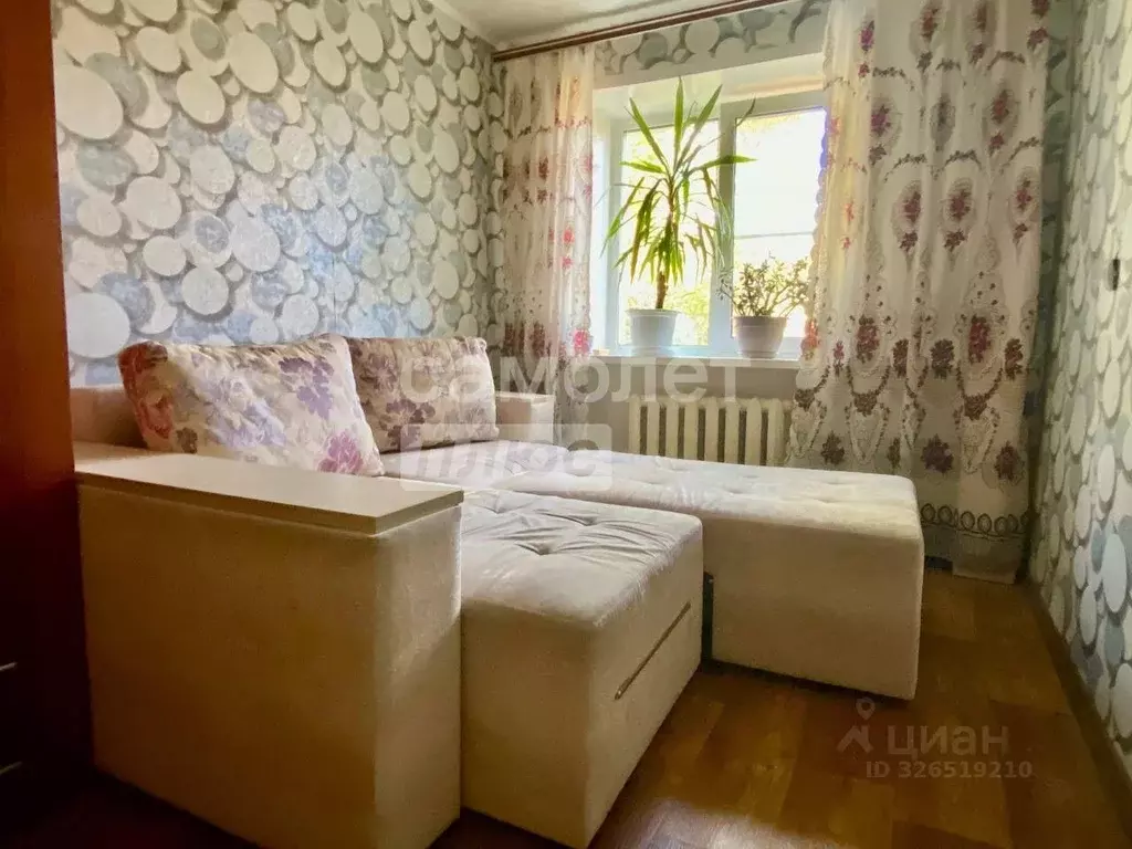 3-к кв. Коми, Сыктывкар ул. Комарова, 8 (59.8 м) - Фото 1