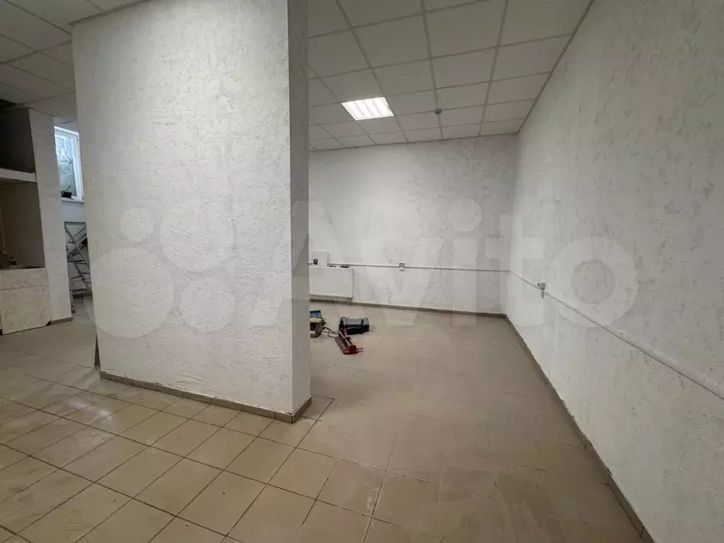 Продаю цокольное помещение в ЖК Мозаике - 63,2 м2 - Фото 1