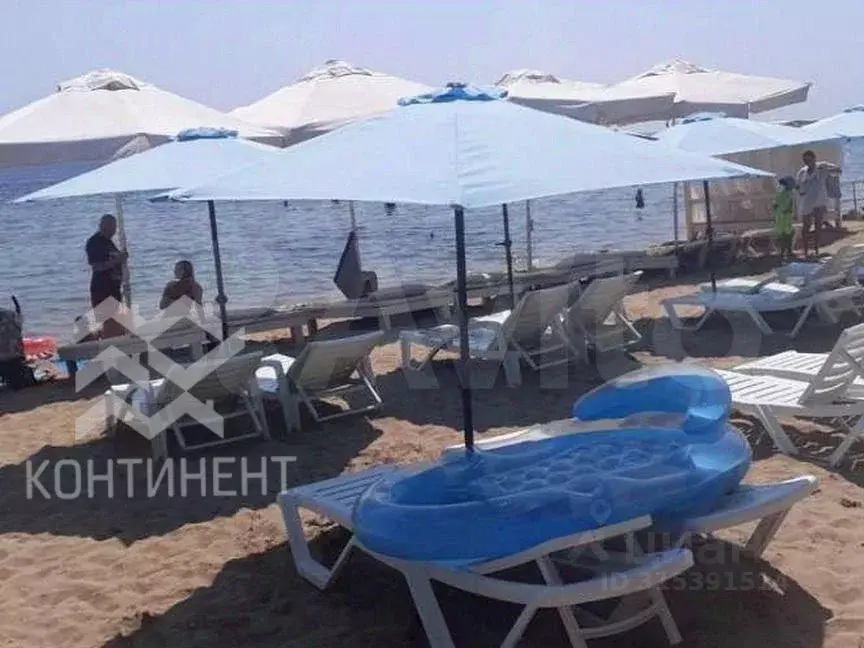 Дом в Крым, Евпатория ул. Мориса Тореза, 8 (100 м) - Фото 1