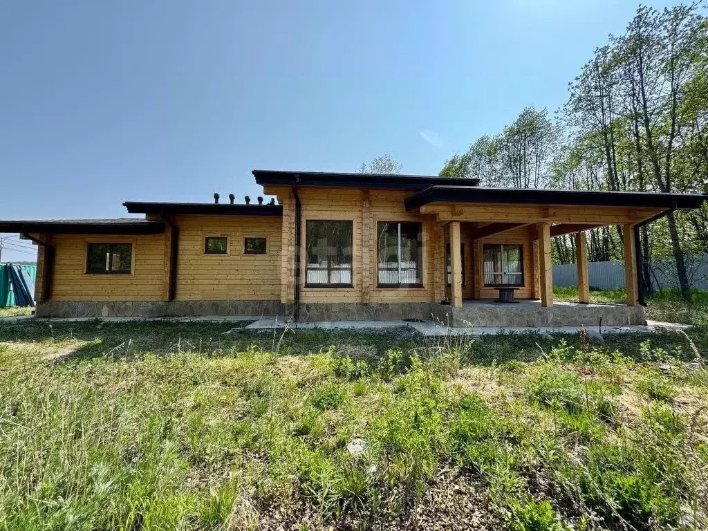 Дом в Камчатский край, Елизово пер. 6-й Лыжный, 15 (169 м) - Фото 1