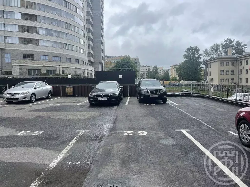 Гараж в Санкт-Петербург Большеохтинский просп., 16к1Б (15 м) - Фото 2