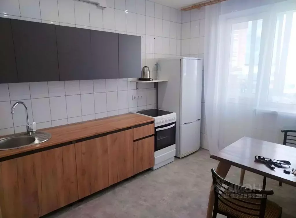 3-к кв. Белгородская область, Старый Оскол Степной мкр, 18 (98.0 м) - Фото 1