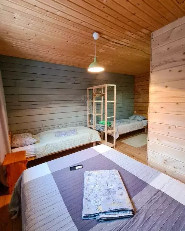 Комната Алтай, Чемальский район, пос. Усть-Сема ул. Центральная, 31 - Фото 2