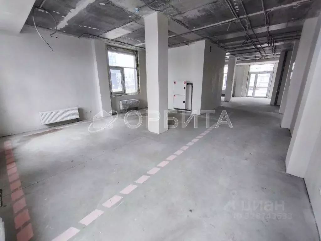 Помещение свободного назначения в Тюменская область, Тюмень ул. ... - Фото 1