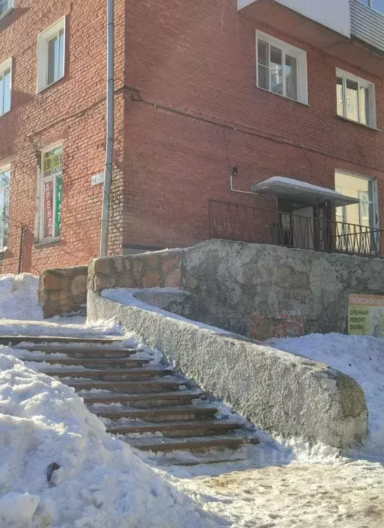 Помещение свободного назначения в Кемеровская область, Осинники ул. ... - Фото 1