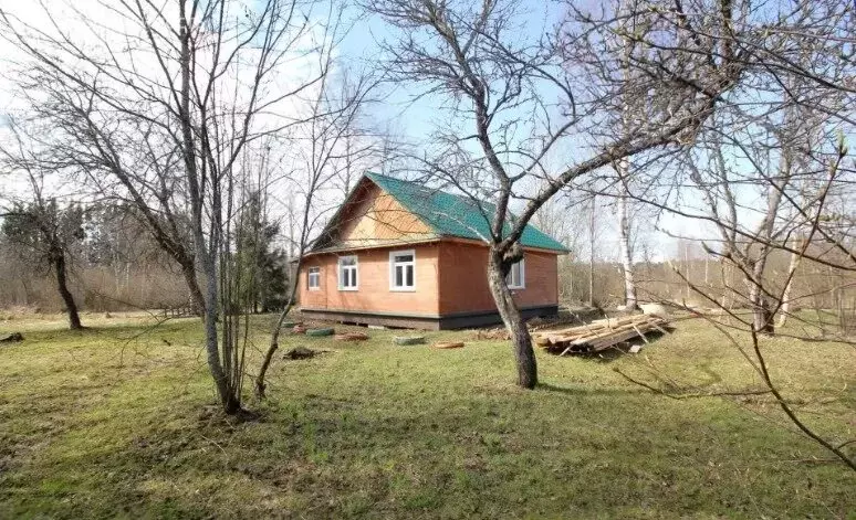 Дом в село Любомирово, Советская улица, 5А (64 м) - Фото 0