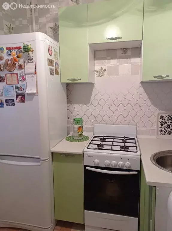 3-комнатная квартира: Губаха, проспект Ленина, 63 (59.3 м) - Фото 2