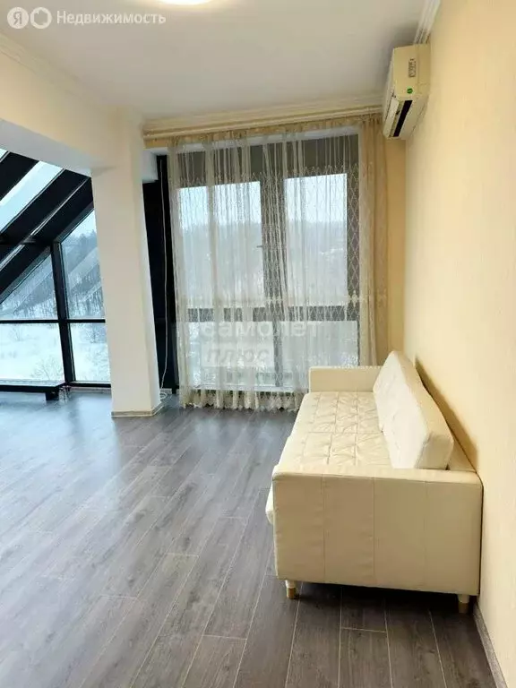 3-комнатная квартира: Химки, микрорайон Новогорск, Заречная улица, 4к3 ... - Фото 1