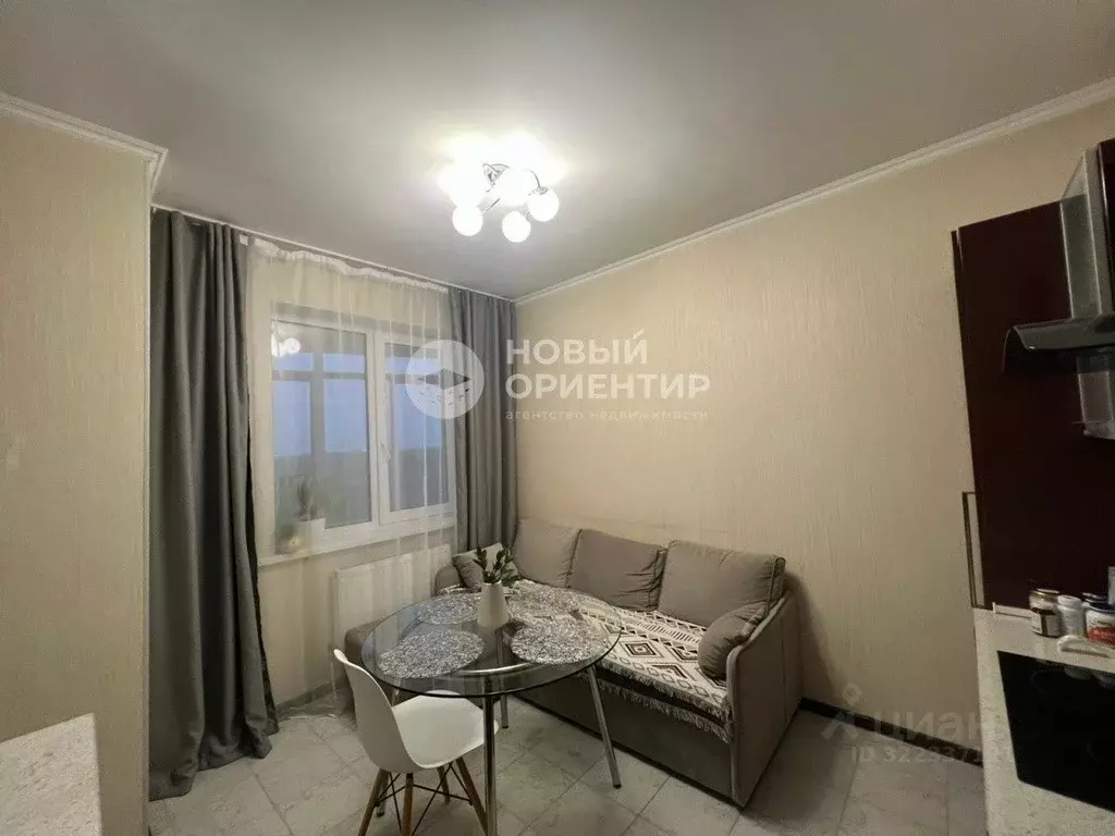 1-к кв. Свердловская область, Екатеринбург ул. Соболева, 19 (46.5 м) - Фото 1
