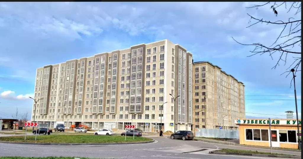 2-к кв. Кабардино-Балкария, Нальчик ул. Шогенова, 12 (76.95 м) - Фото 1