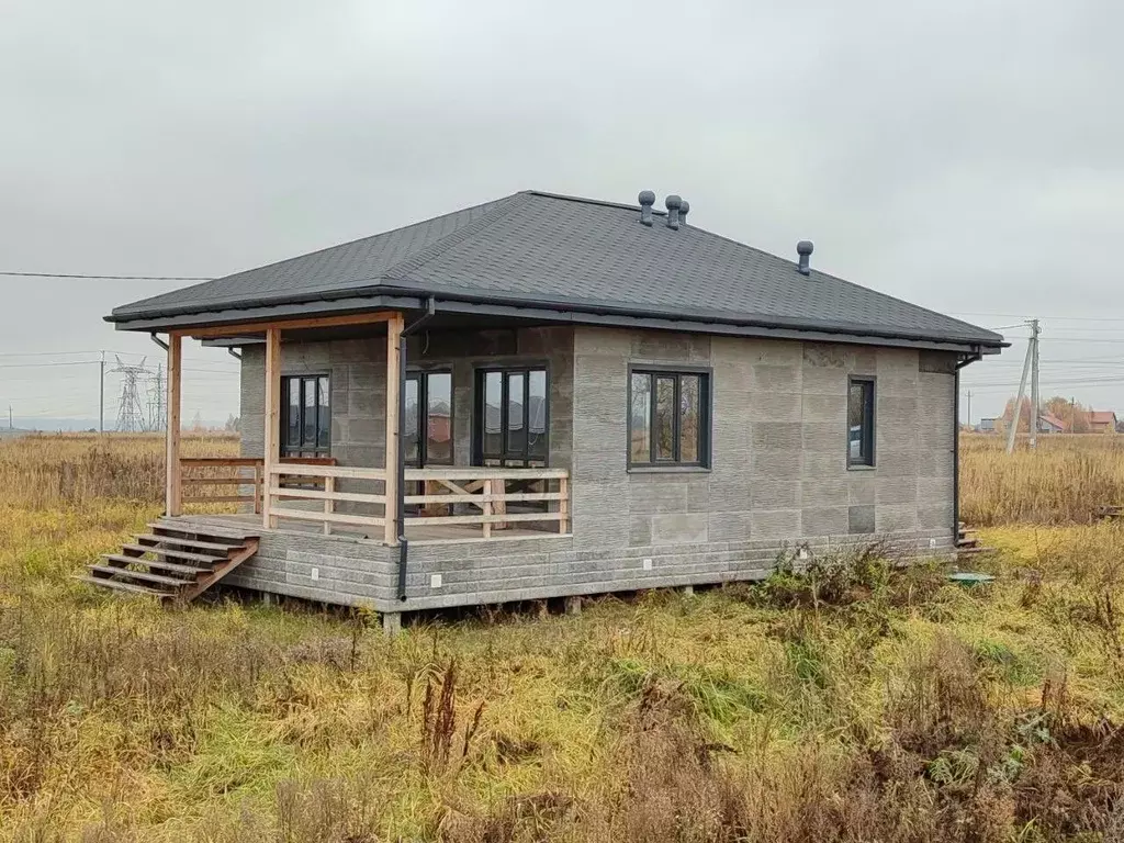 Дом в Чувашия, Чебоксарский муниципальный округ, д. Юраково  (104 м) - Фото 1