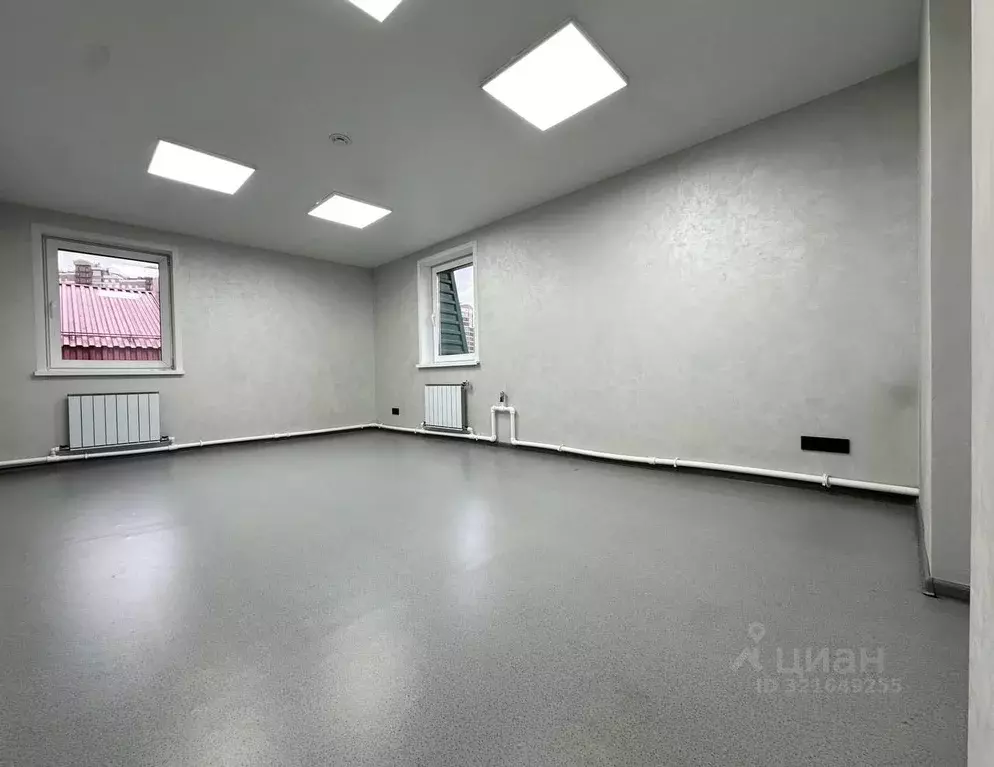 Офис в Алтайский край, Барнаул Мало-Тобольская ул., 10 (22 м) - Фото 1