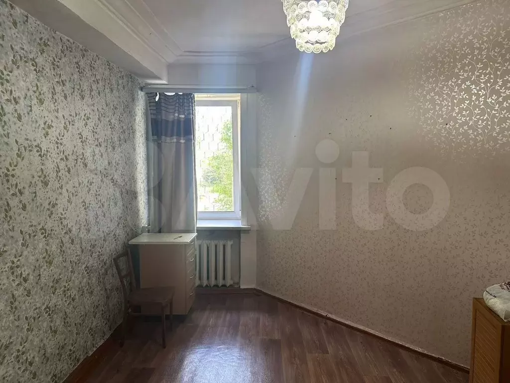 Комната 13,8 м в 4-к., 1/2 эт. - Фото 0