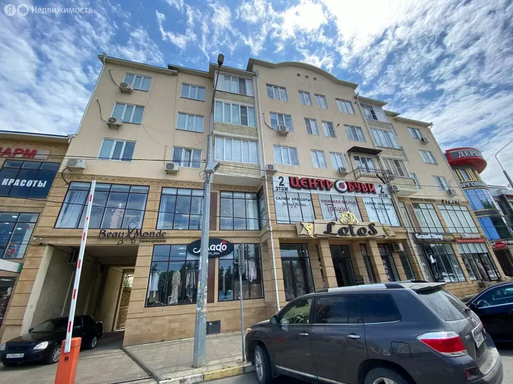 2-комнатная квартира: Дербент, проспект Агасиева, 13Ж (80 м) - Фото 0