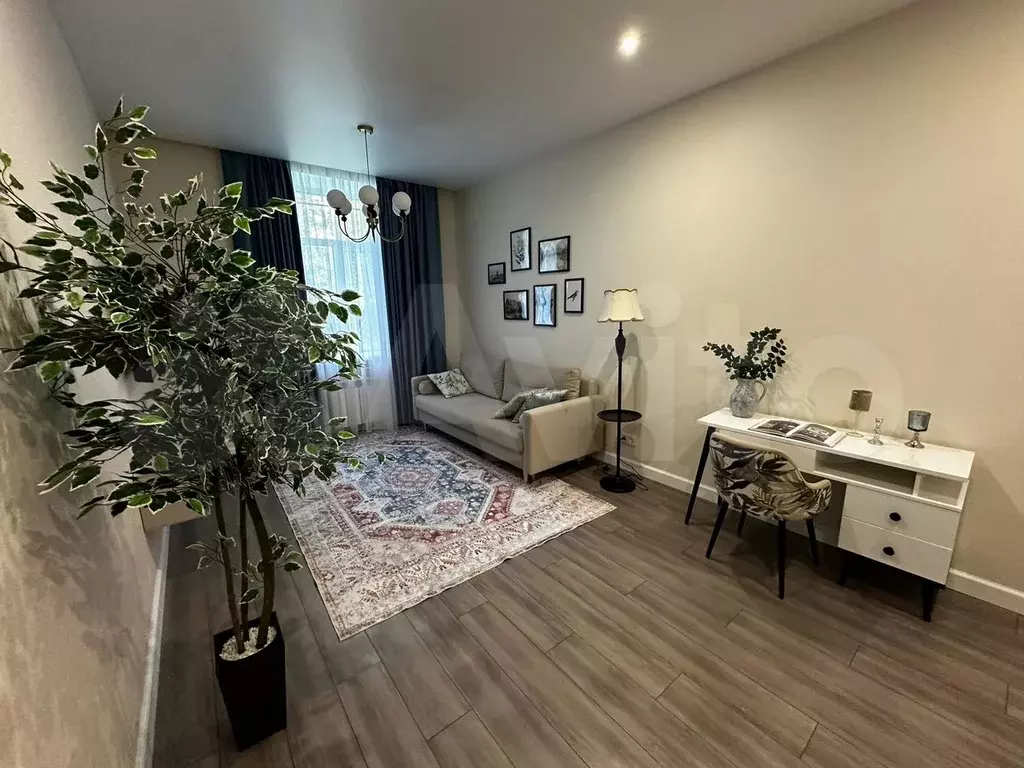 2-к. квартира, 60 м, 1/5 эт. - Фото 1