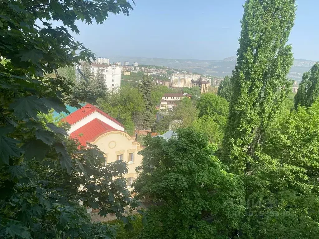 1-к кв. Ставропольский край, Кисловодск Велинградская ул., 1 (32.0 м) - Фото 0