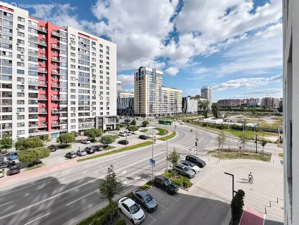 1-комнатная квартира: Тюмень, улица Газовиков, 34 (87 м) - Фото 2