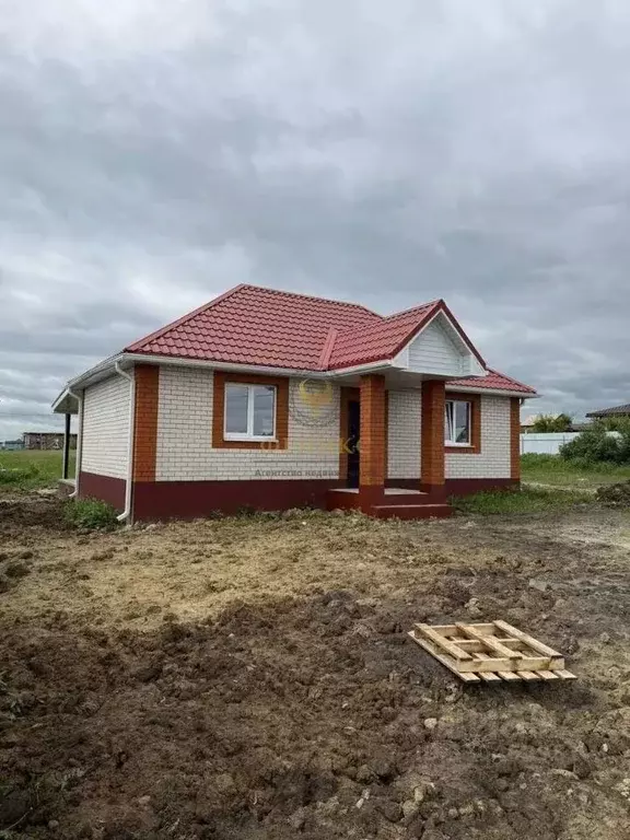 Дом в Белгородская область, Белгородский район, Крутологское с/пос, с. ... - Фото 2
