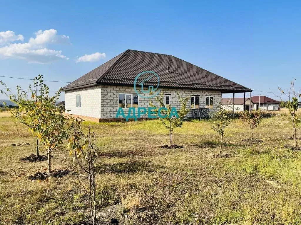 Дом в Белгородская область, Новый Оскол ул. Грушевая (230 м) - Фото 1