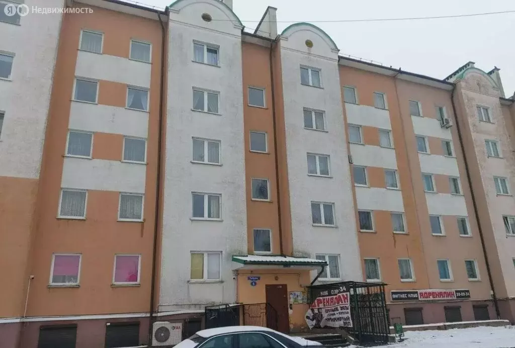 2-комнатная квартира: Калининград, улица Толбухина, 6 (69 м) - Фото 0