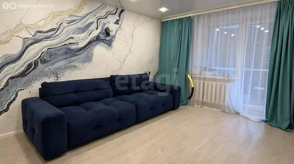 3-комнатная квартира: Унеча, улица Луначарского, 24 (66 м) - Фото 1