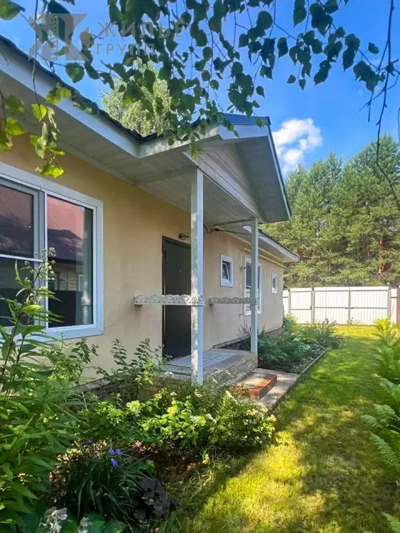 Дом в Татарстан, Лаишевский район, Орловское с/пос, д. Орел ул. ... - Фото 1