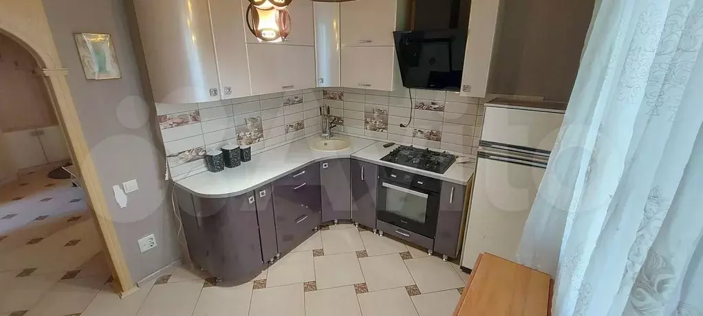 2-к. квартира, 50 м, 1/12 эт. - Фото 1