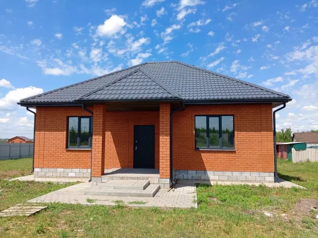 Дом в Белгородская область, Строитель Яковлевский городской округ, ул. ... - Фото 2