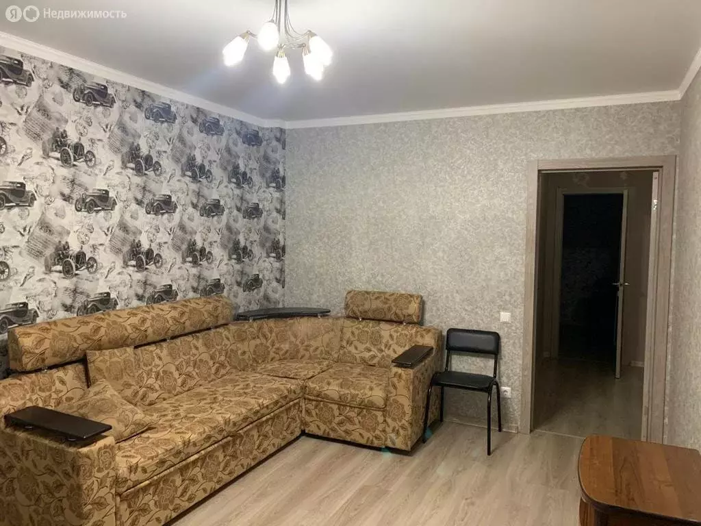 2-комнатная квартира: батайск, улица ушинского, 65 (58 м) - Фото 1