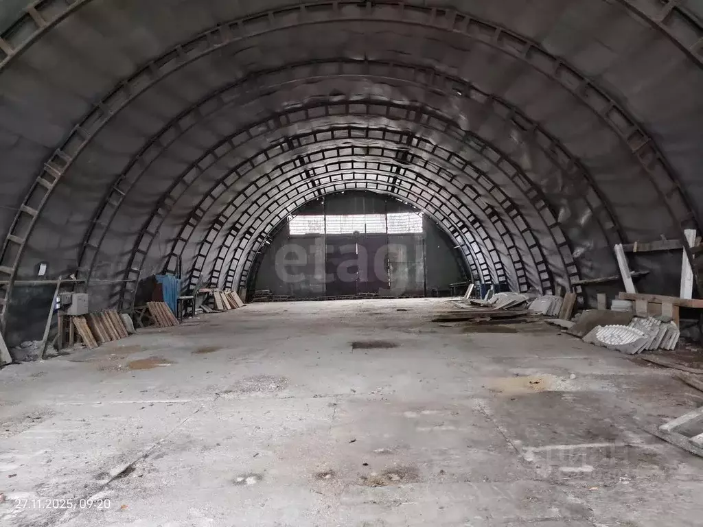 Склад в Воронежская область, Грибановский район, с. Верхний Карачан ... - Фото 1