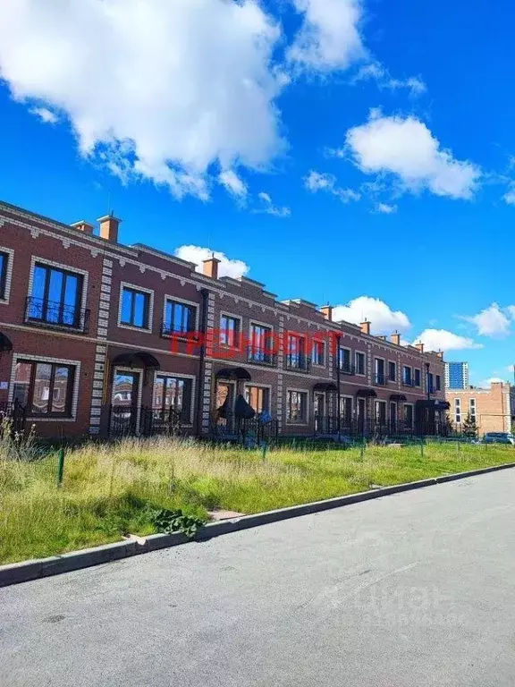 Квартира, 3 комнаты, 56.2 м - Фото 0