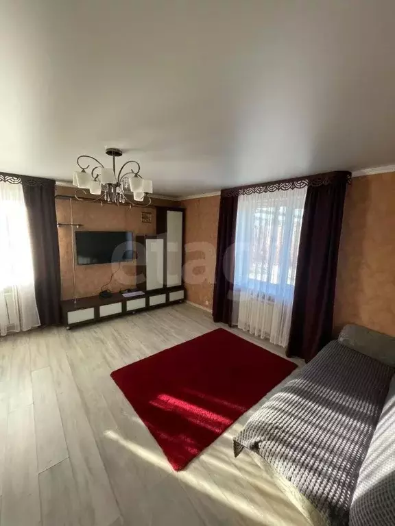 Дом в Камчатский край, Петропавловск-Камчатский пос. Заозерный, ул. ... - Фото 2