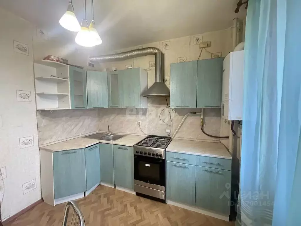 3-к кв. Белгородская область, Белгород ул. Есенина, 46 (71.2 м) - Фото 0