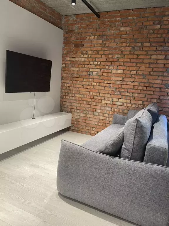 2-к. квартира, 100 м, 2/3 эт. - Фото 1