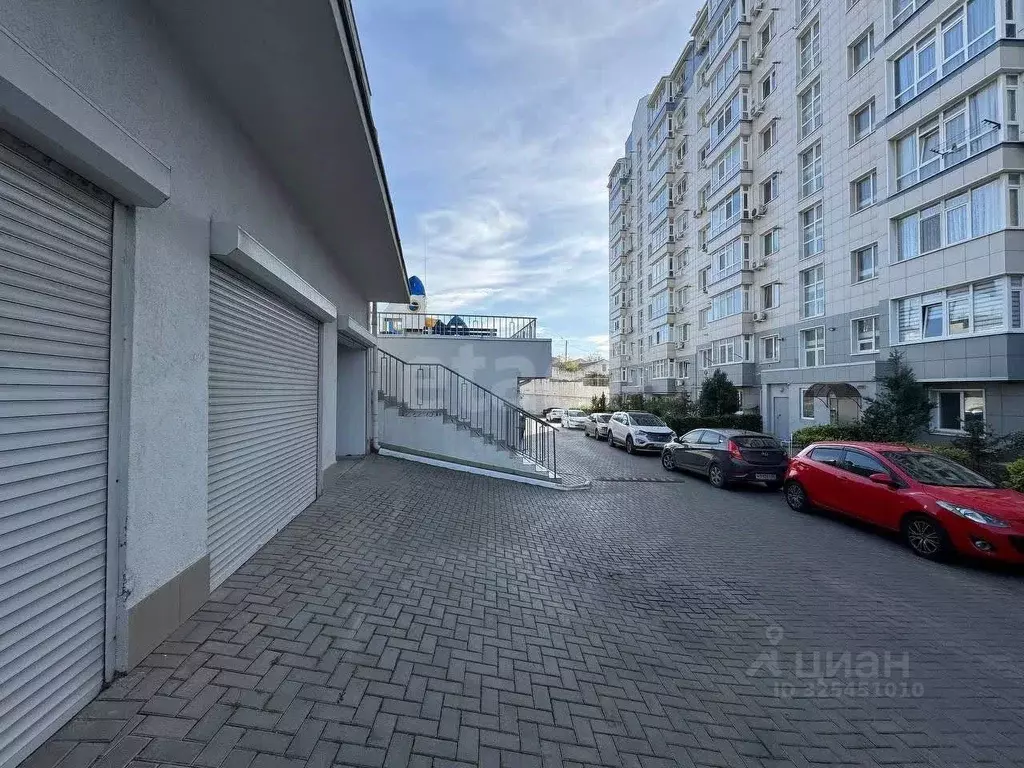 Гараж в Севастополь ул. Руднева, 15 (19 м) - Фото 1