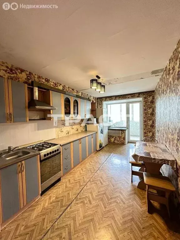 3-комнатная квартира: Воронеж, улица Генерала Лизюкова, 76 (90 м) - Фото 0
