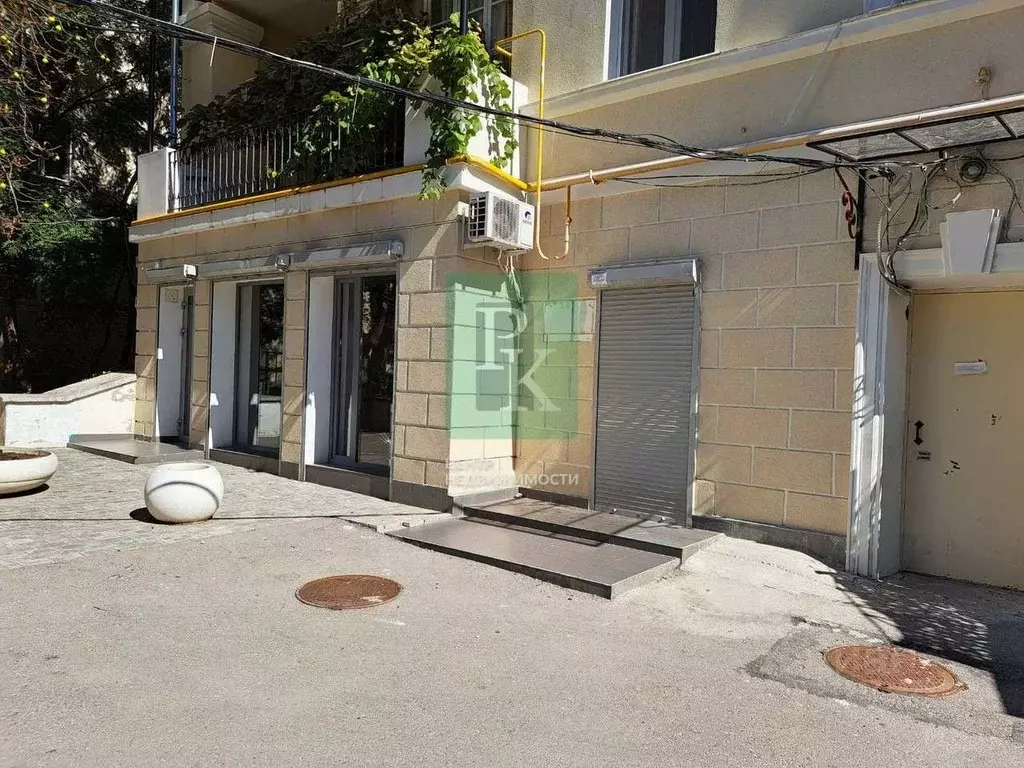 Офис в Севастополь ул. Адмирала Октябрьского, 2А/1 (15 м) - Фото 1