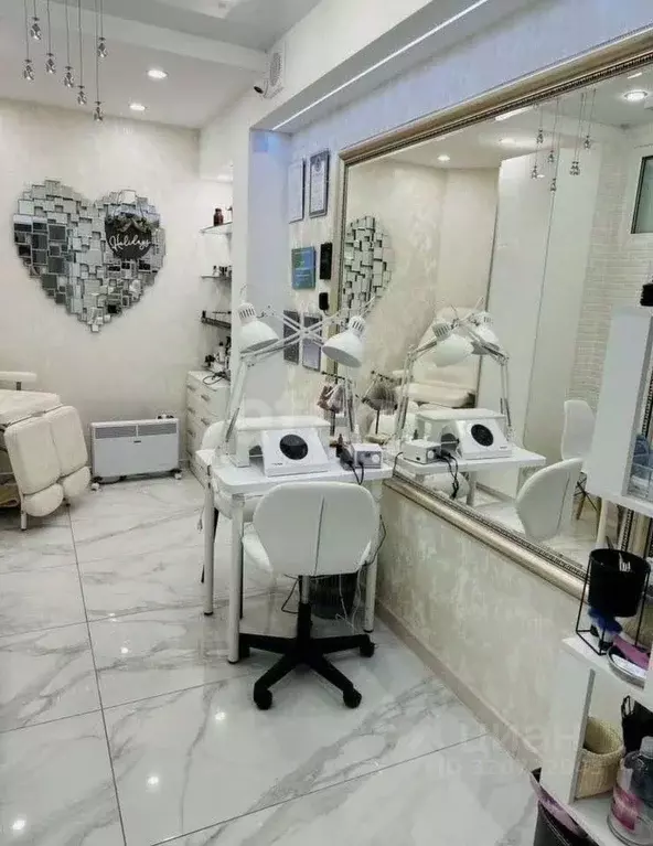 Помещение свободного назначения в Свердловская область, Екатеринбург ... - Фото 1