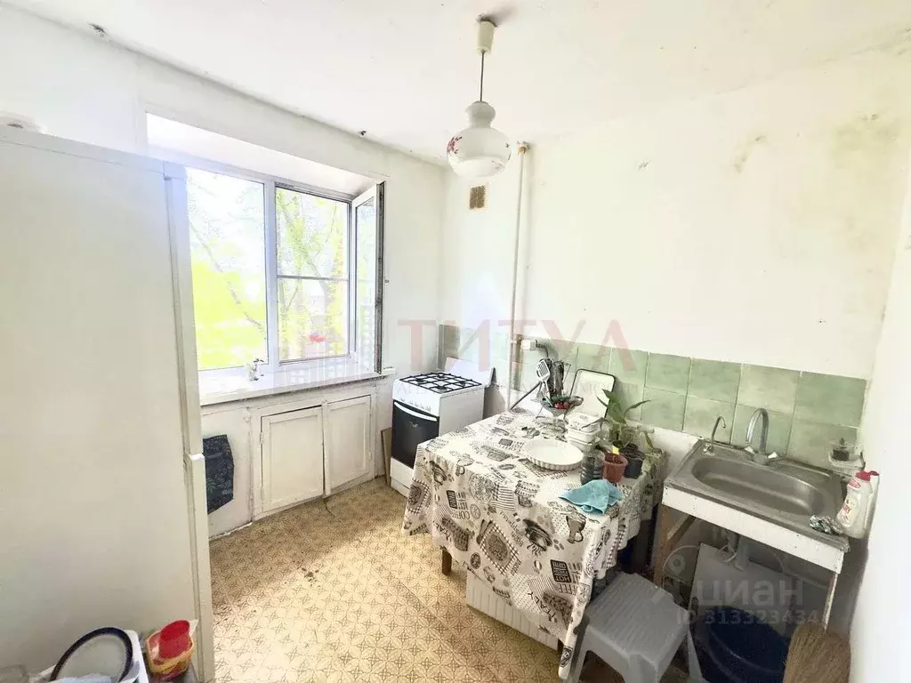 2-к кв. Белгородская область, Старый Оскол Рудничный мкр,  (47.0 м) - Фото 0