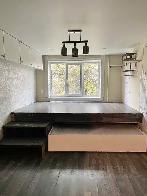 Комната Свердловская область, Екатеринбург ул. Бородина, 9 (17.2 м) - Фото 1