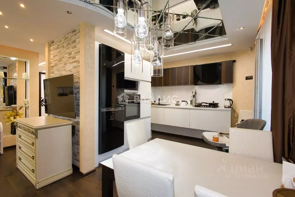 2-к кв. Владимирская область, Владимир ул. Луначарского, 37Б (62.57 м) - Фото 1