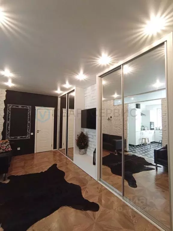 3-к кв. Омская область, Омск ул. Красный Путь, 105к4 (81.0 м) - Фото 1