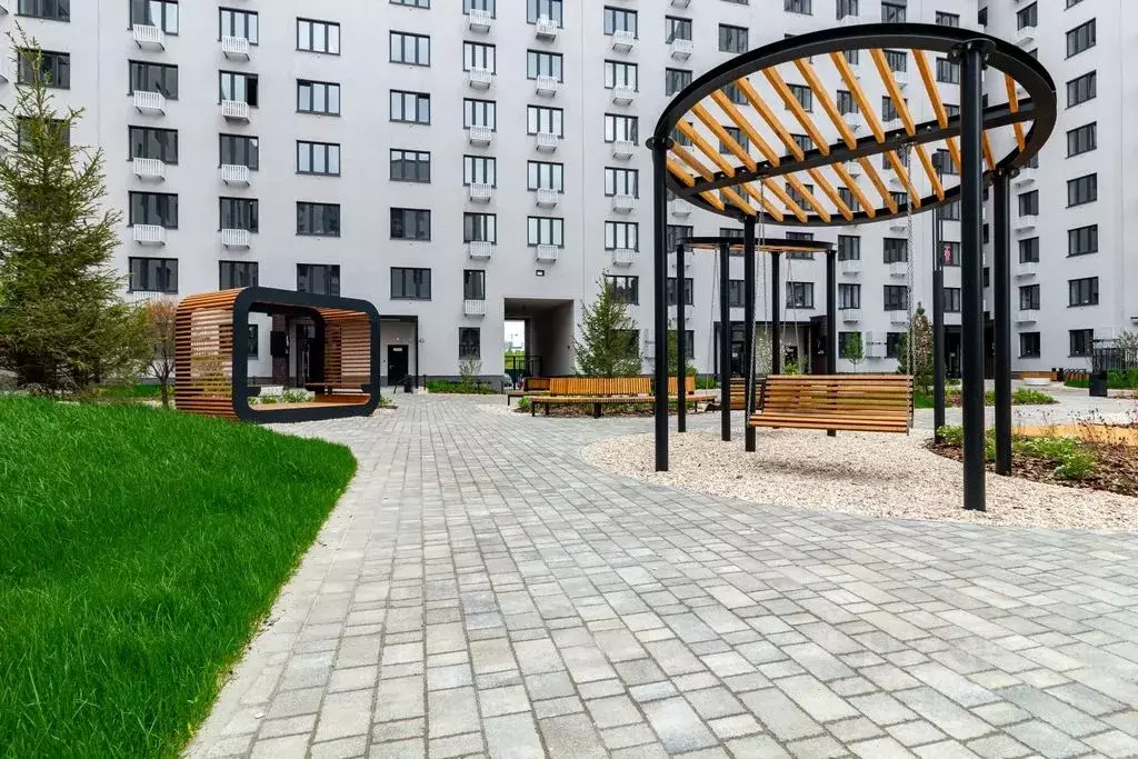 1-к кв. Тюменская область, Тюмень Новгородская ул., 20 (42.0 м) - Фото 1
