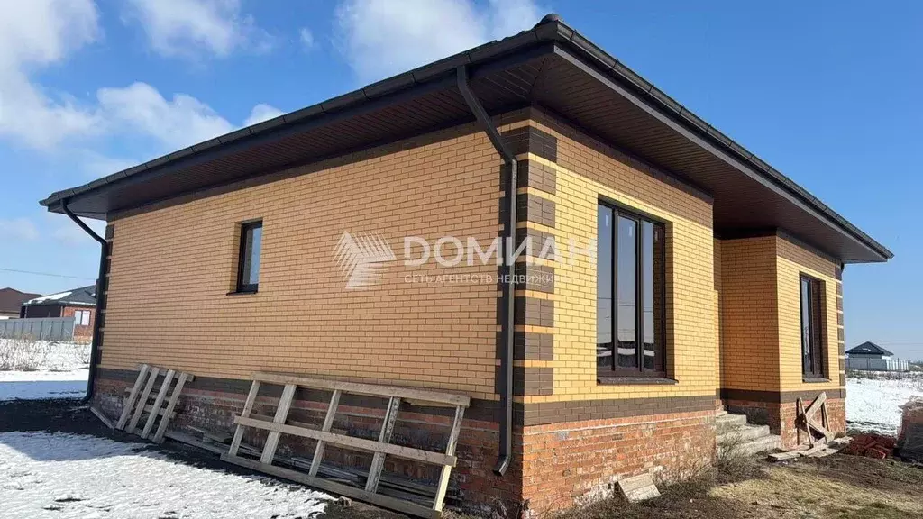 Дом в Ростовская область, Аксайский район, Грушевская ст-ца пер. ... - Фото 1