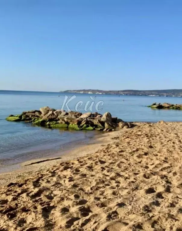 Участок в Крым, Феодосия ул. Усеина Кефеви (6.0 сот.) - Фото 2