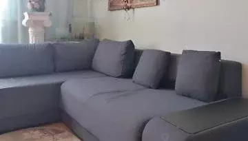 Продается 2-комнатная квартира - Фото 1